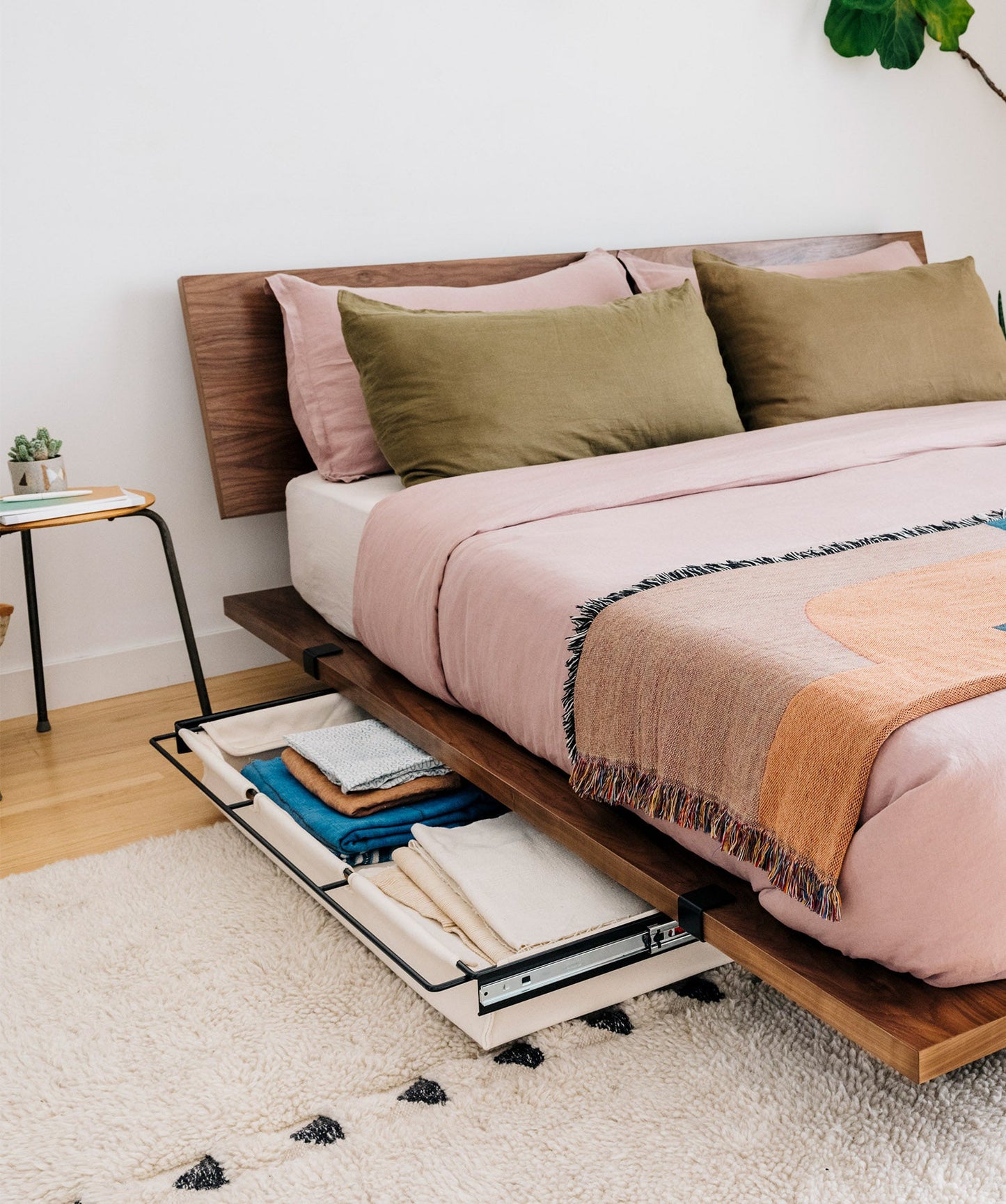 Underbed Storage