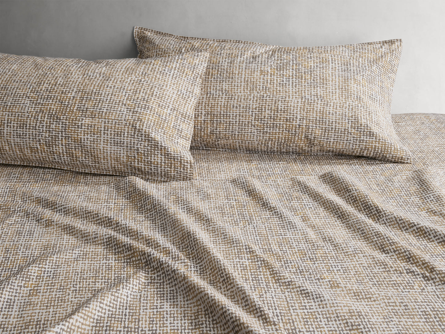 Roula Bedding Collection