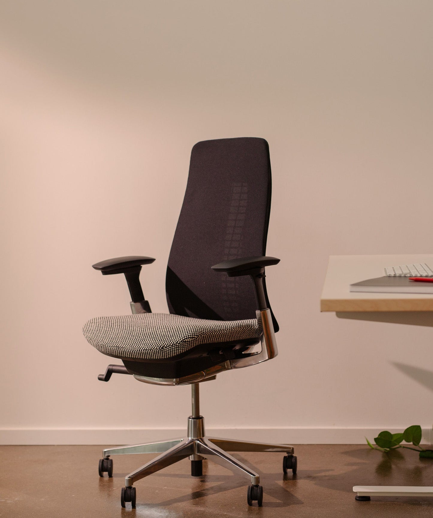 Haworth® Fern™ Chair with Sisu