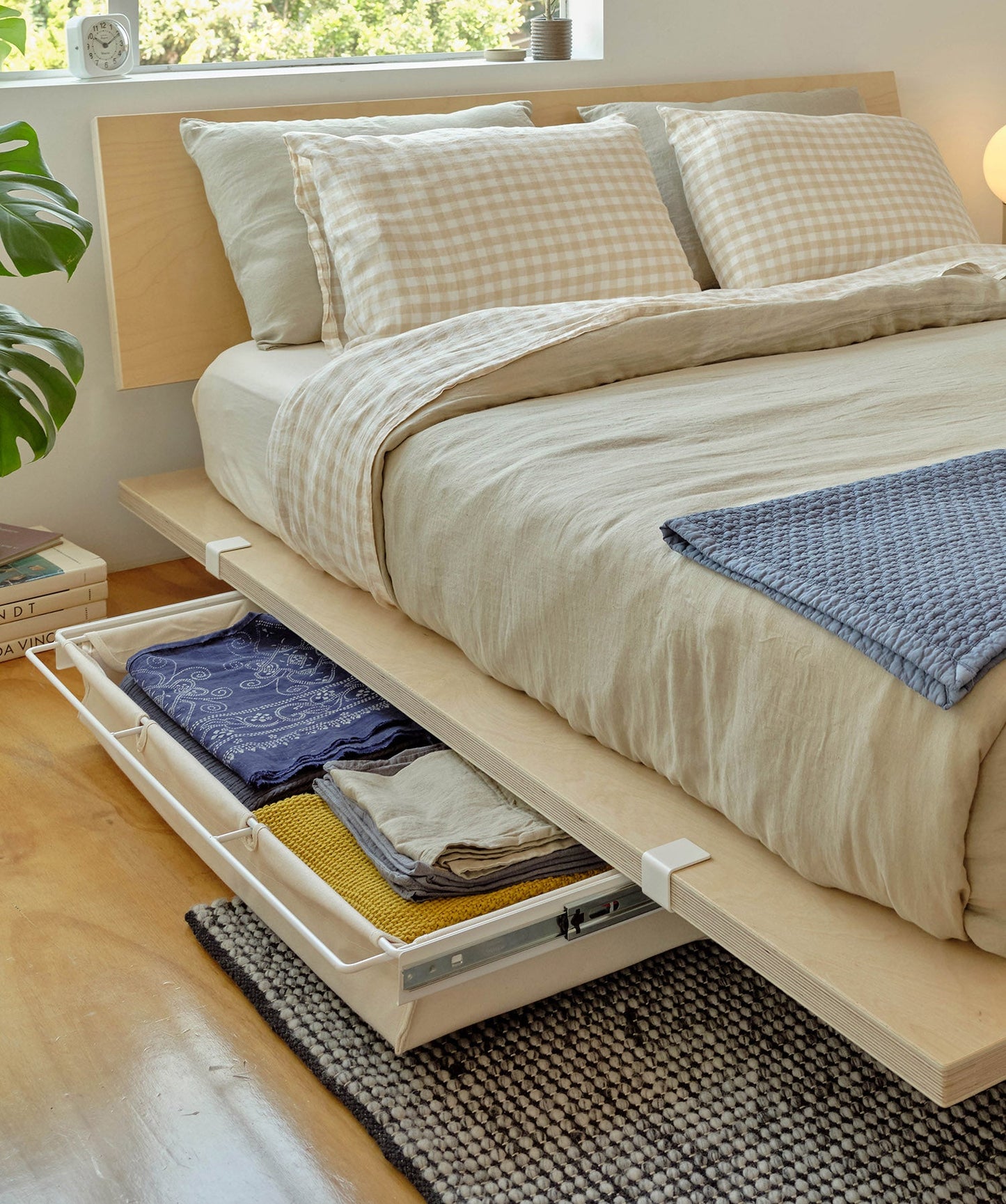 Underbed Storage